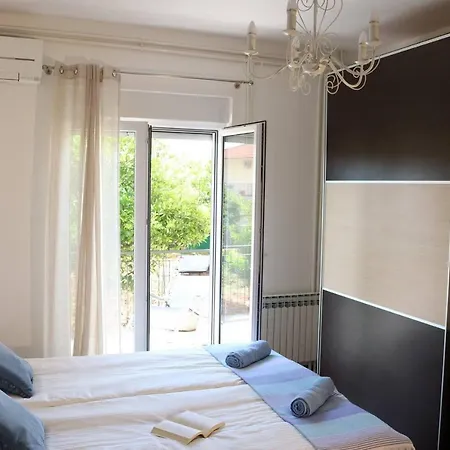 Ela Apartman *