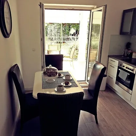 Ela Apartment Trogir